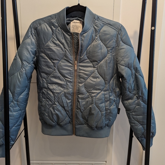 Frank and Oak - Blue Bomber - Picture 1 of 3